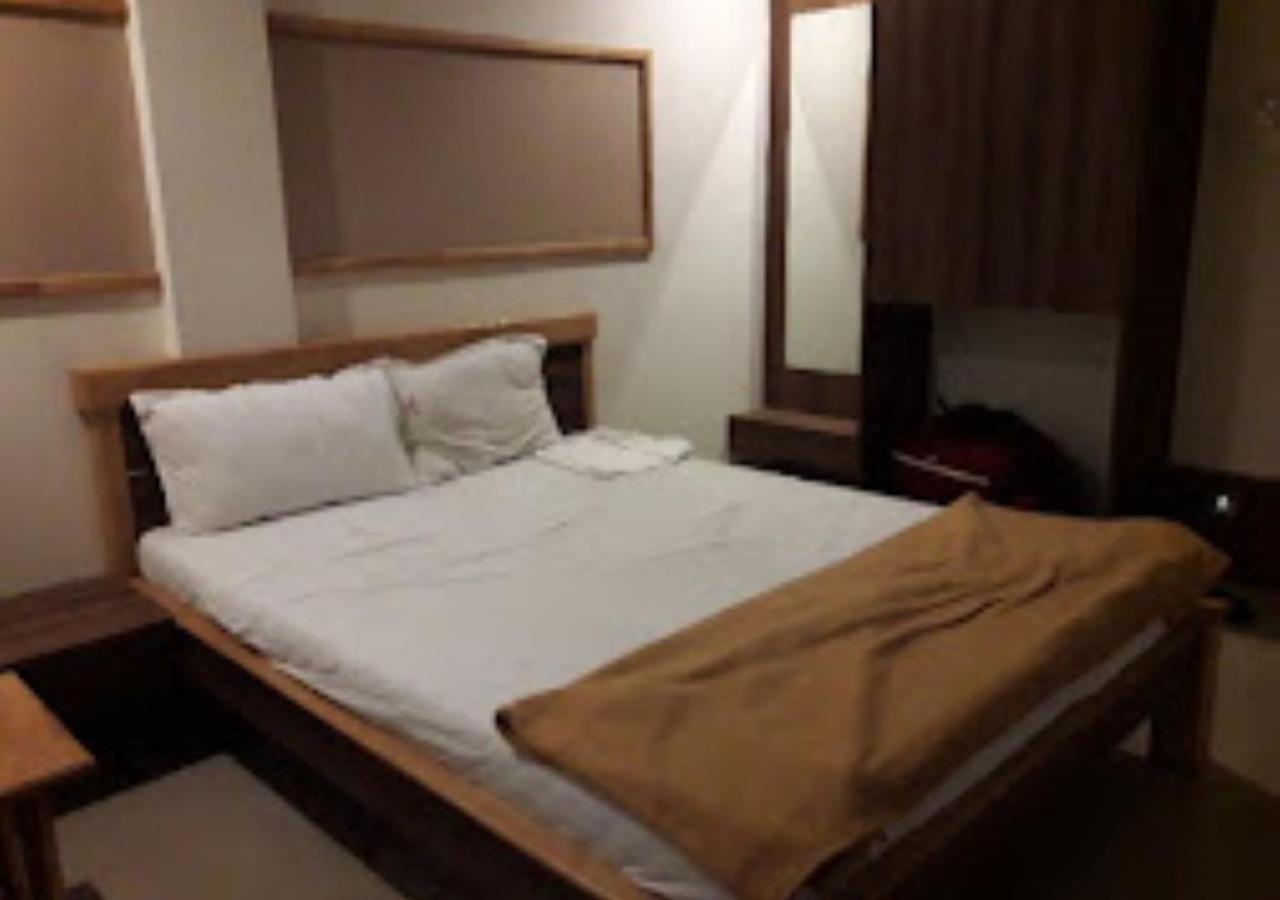 Hotel Jaltarang Kalmath Kankavali Ngoại thất bức ảnh