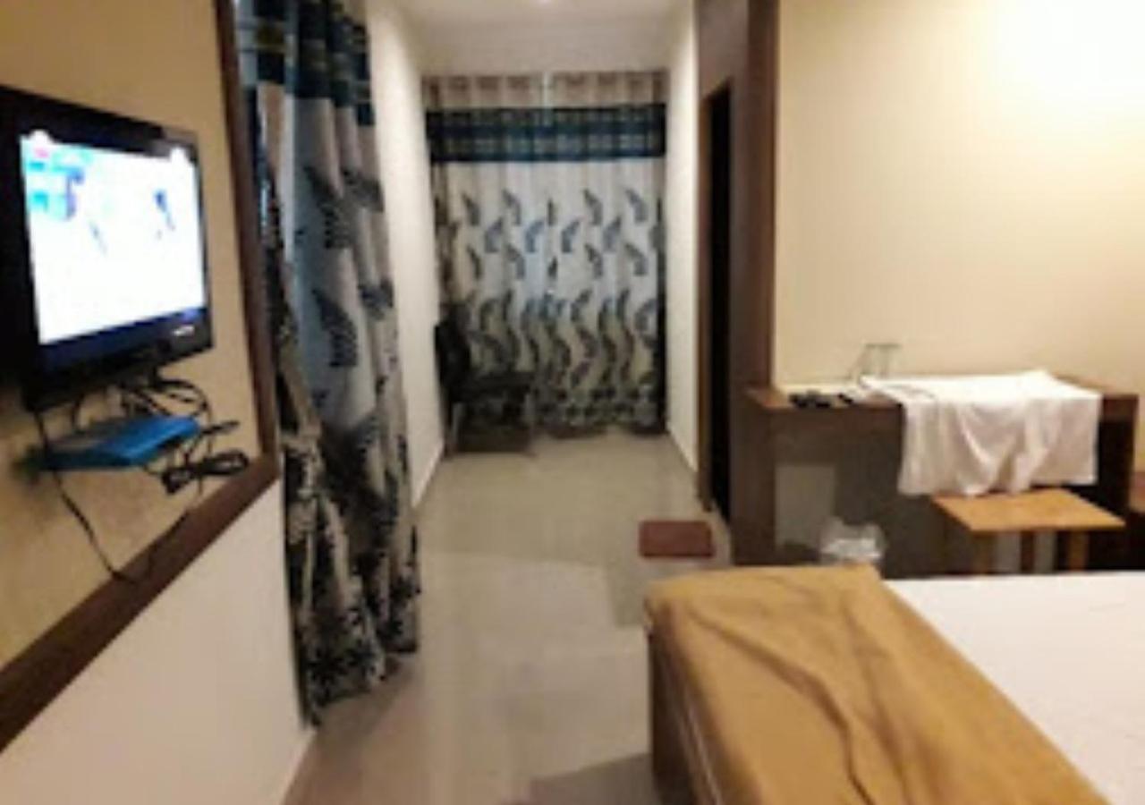 Hotel Jaltarang Kalmath Kankavali Ngoại thất bức ảnh
